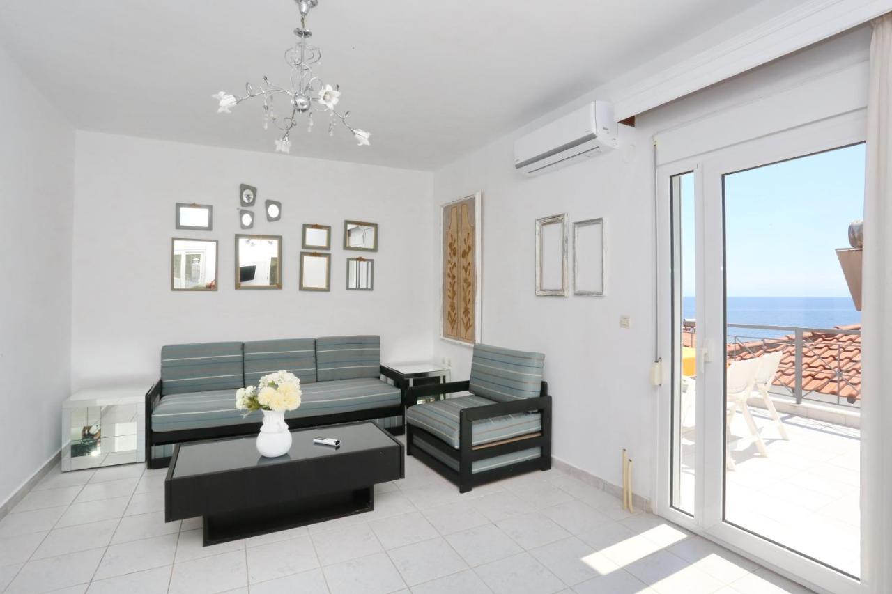Maison Ciel Агия Параскеви Екстериор снимка